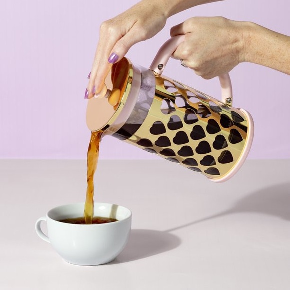 New Paris Hilton French Press Coffee Maker with Heart Shaped Scoop 34 Ounce Pink - Picture 9 of 10